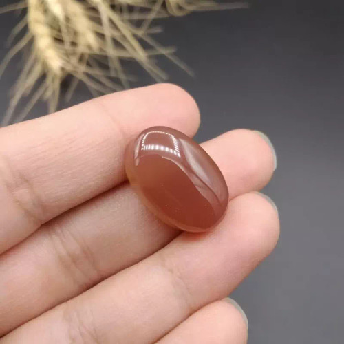 نگین فوق العاده زیبا و بسیار خاص عقیق عسلی یمنی اصل معدنی کد 8557