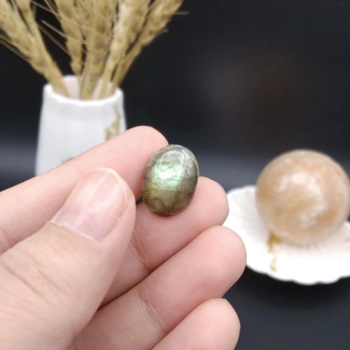 نگین لابرادوریت ماداگاسکار اصل معدنی کد 7038