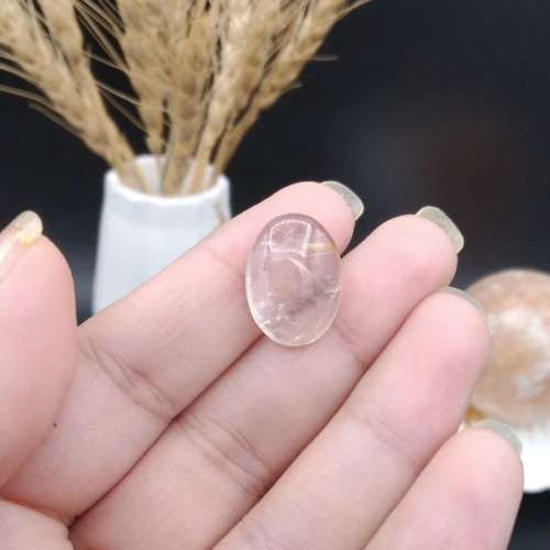 نگین در مویی طلایی ( کوارتز رتایل ) اصل معدنی کد 8664