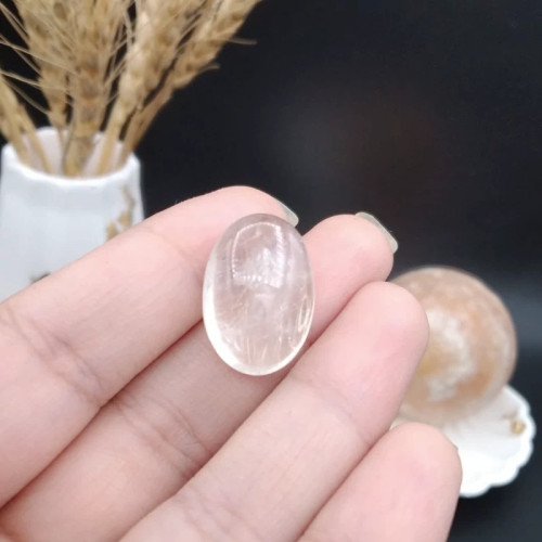 نگین در مویی طلایی ( کوارتز رتایل ) اصل معدنی کد 8660