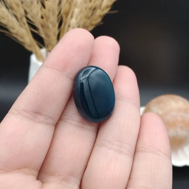 نگین عقیق آبی خراسان اصل معدنی کد 8927