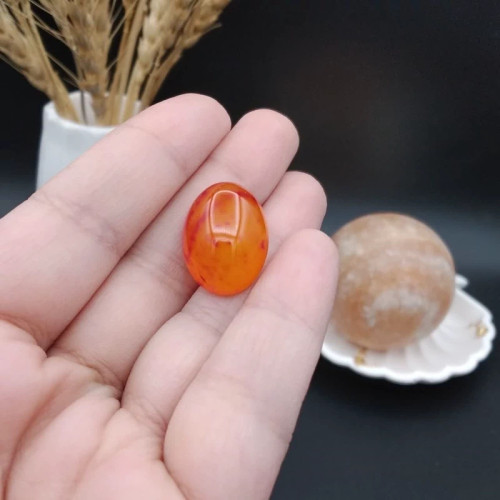 نگین عقیق اصل معدنی کد 8596