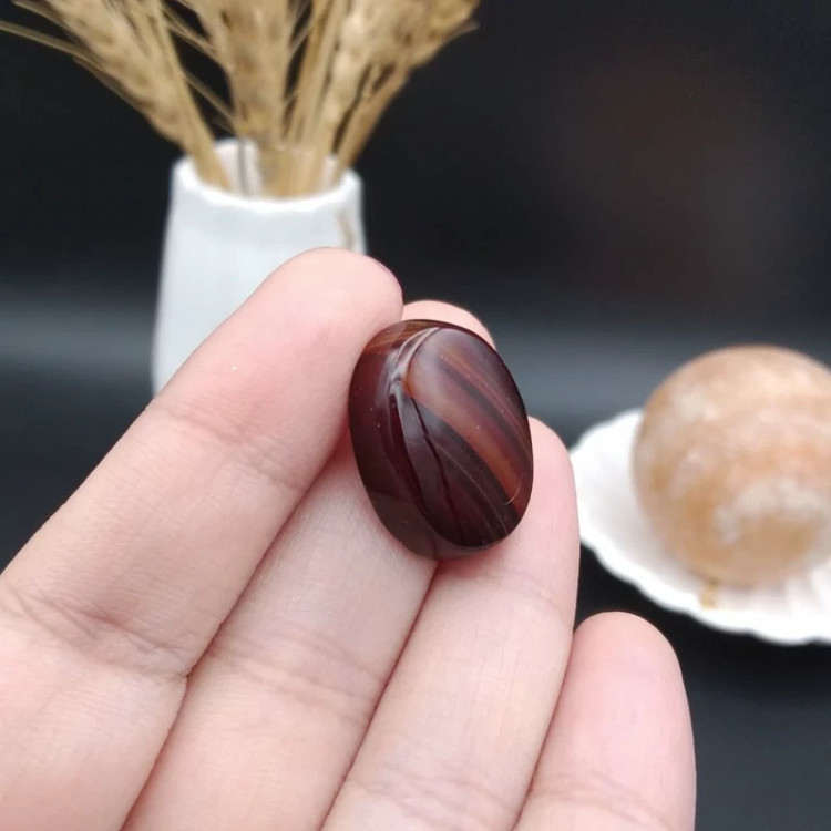 نگین عقیق سلیمانی خراسانی اصل معدنی کد 8244