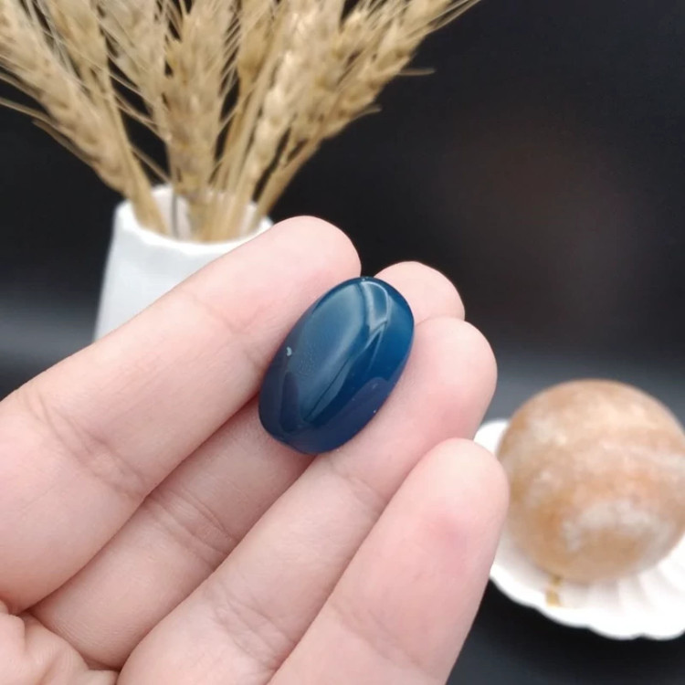 نگین عقیق آبی خراسان اصل معدنی کد 8921