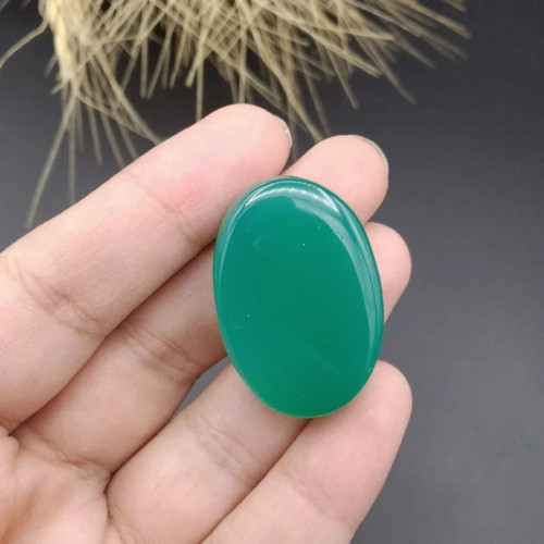 نگین عقیق سبز اصل معدنی کد 8893