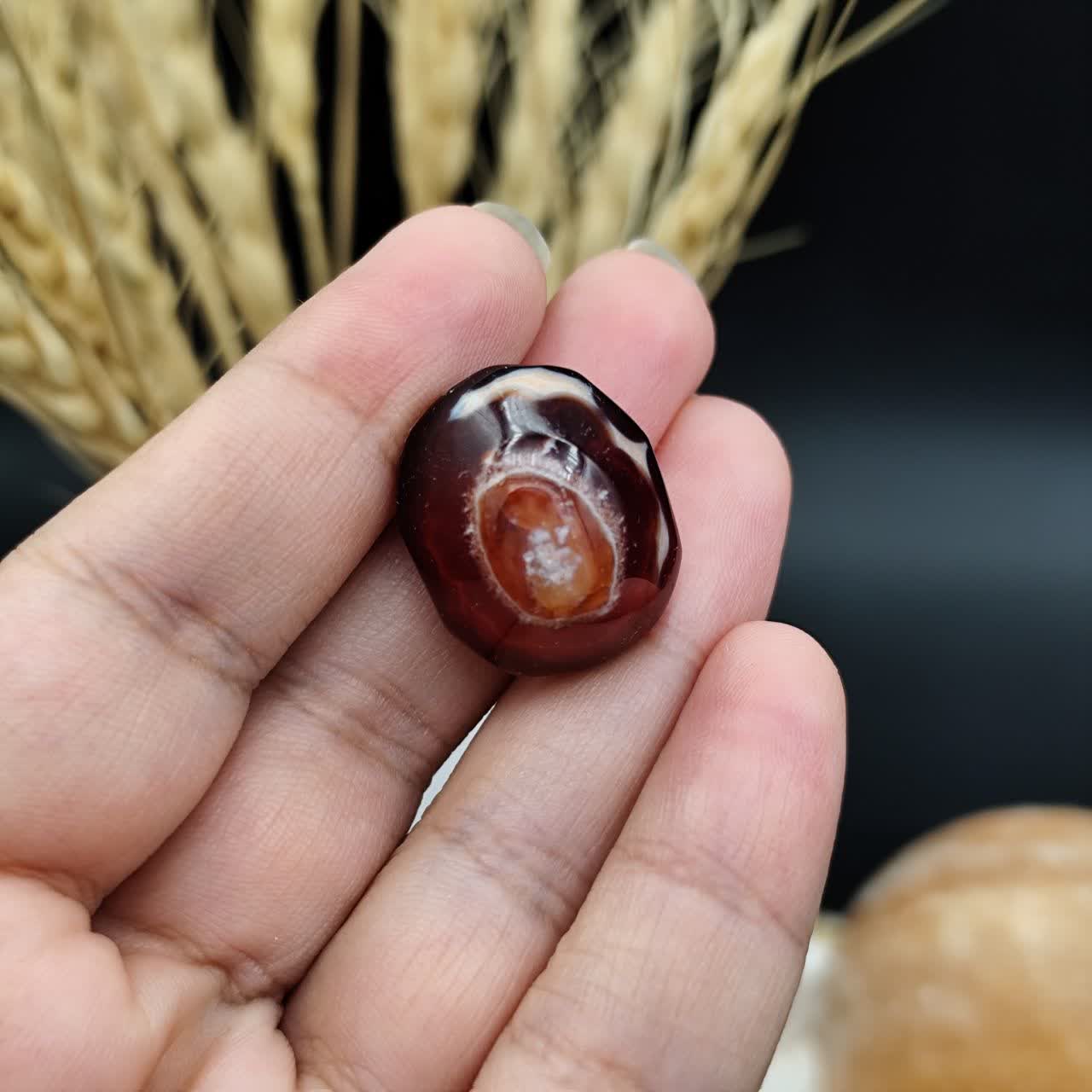 نگین عقیق سه پوست اصل معدنی کد 9669