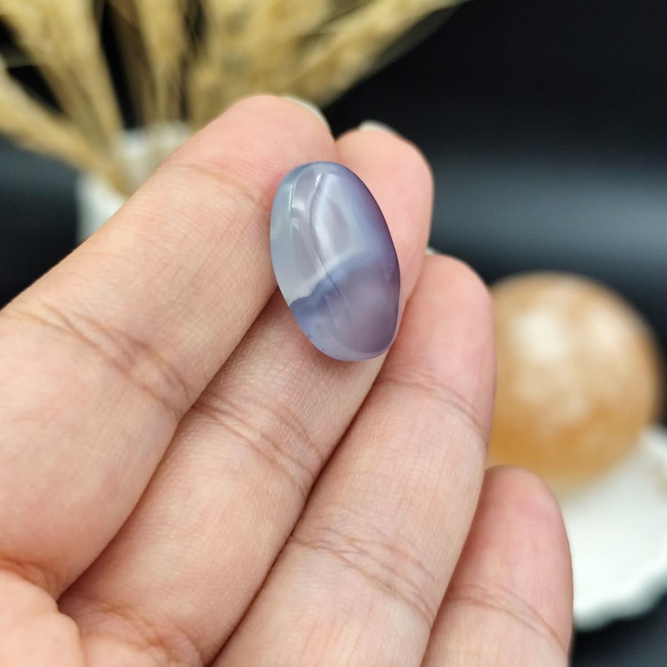 نگین عقیق کبود ( یاسی ) یمنی اصل معدنی کد 10424