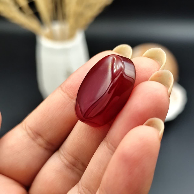 نگین عقیق سرخ خراسان اصل معدنی کد 10031