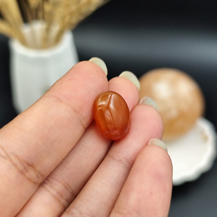 نگین عقیق پرتقالی یمنی اصل معدنی کد 9870