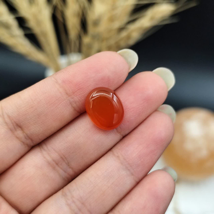 نگین عقیق پرتقالی یمنی اصل معدنی کد 9871