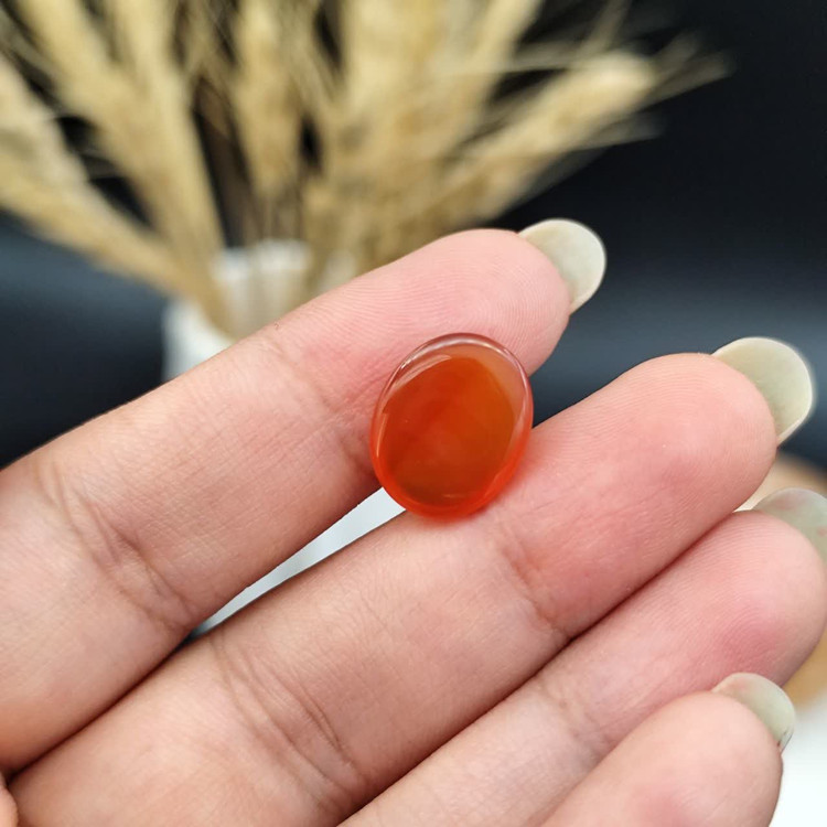 نگین عقیق پرتقالی یمنی اصل معدنی کد 9871