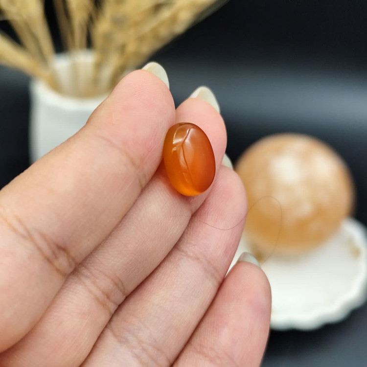 نگین عقیق پرتقالی یمنی اصل معدنی کد 9872