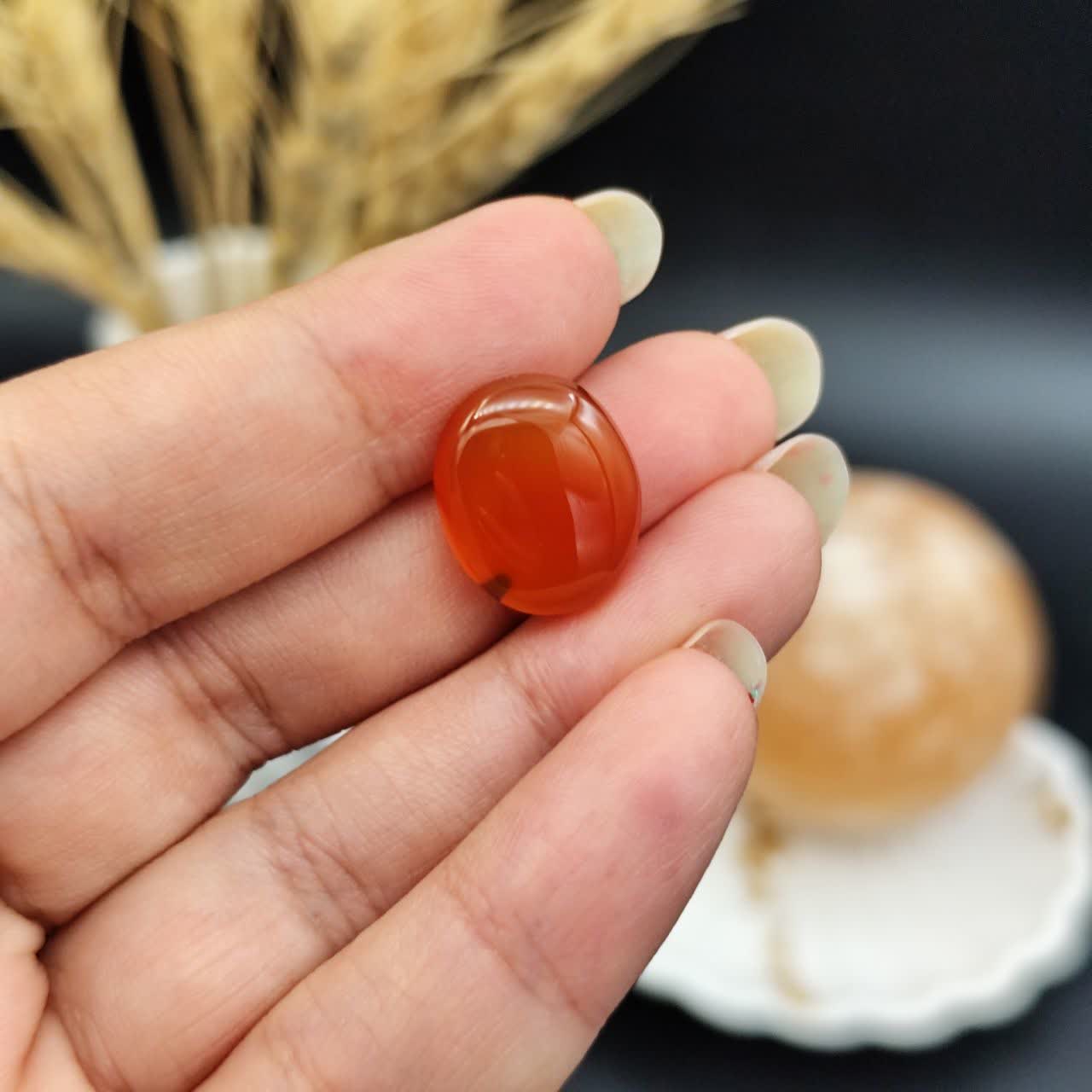 نگین عقیق پرتقالی یمنی اصل معدنی کد 9877