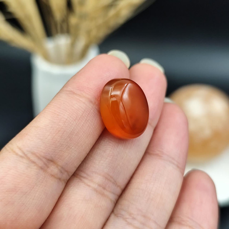نگین عقیق پرتقالی یمنی اصل معدنی کد 9880