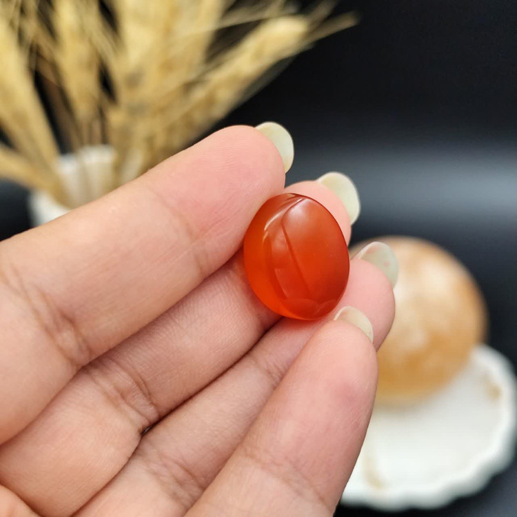 نگین عقیق پرتقالی یمنی اصل معدنی کد 9882