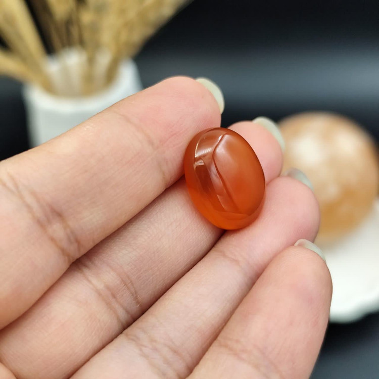 نگین عقیق پرتقالی یمنی اصل معدنی کد 9885