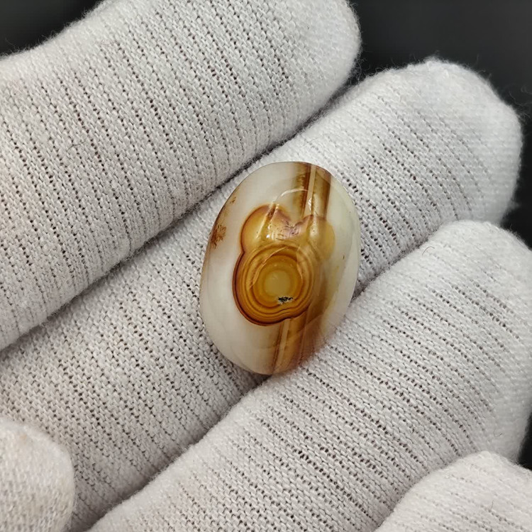 نگین عقیق باباغوری اصل معدنی کد 10523